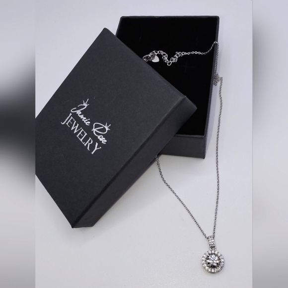 RESERVED 1.5 ct Moissanite 925 Sterling Silver Pendant and Chain Halo Necklace - Picture 4 of 10